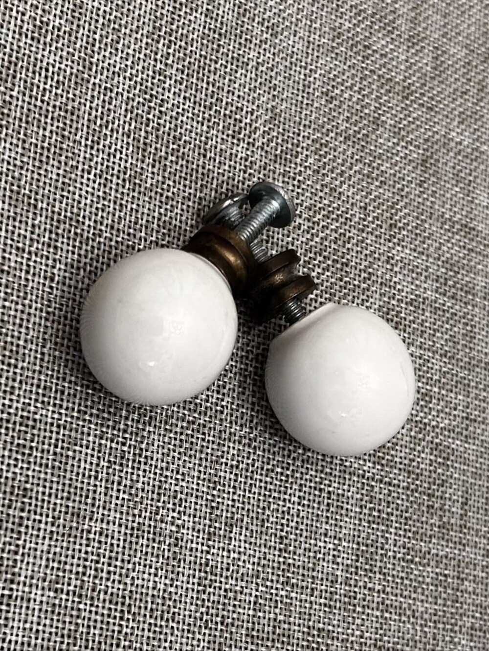 VTG MacDougall & Stewart White Porcelain Cabinet Knobs w Brass Stem Set of 12